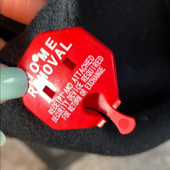 NWT Vince Black Wool Mixed Media Coat Medium - Picture 7 of 9